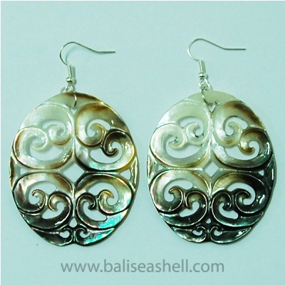 art carving black peal shell earring