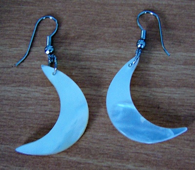 mop shell earring