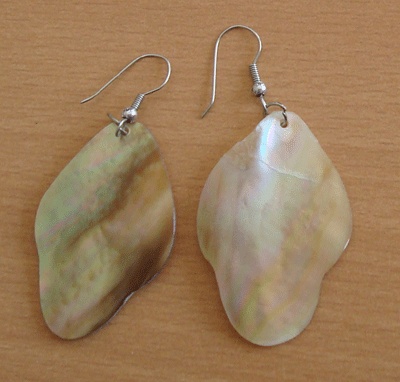 pink mop shell earring