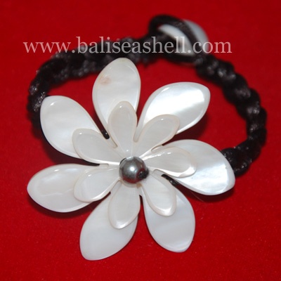 seashell bracelet flower art mother of pearl
