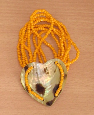 shell brecelet lover