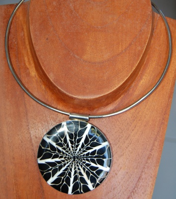 shell pendants with stainless