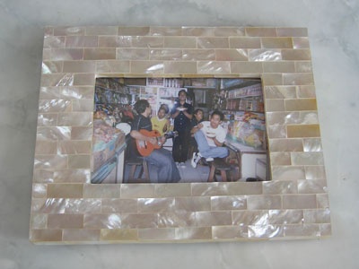 frame photo from mop shell