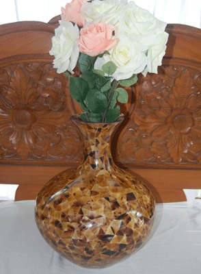 vases shell and seashell