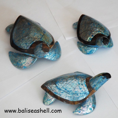 seashell handicrfts from bali