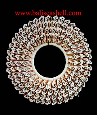 Shell Native Cut Crafts Necklace Art