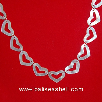 necklace shell love with mother of pearl