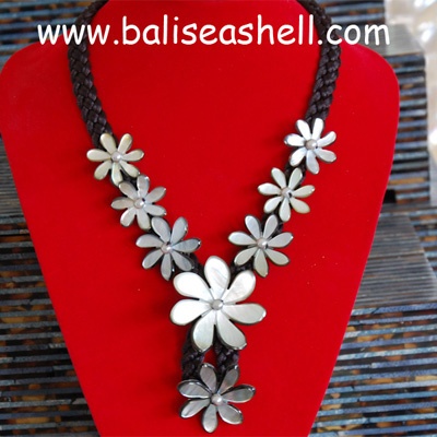 star flower art necklace jewel shell