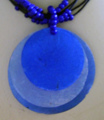 capis shell necklace with bead