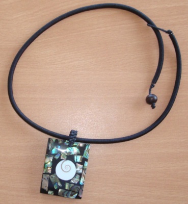 paua necklace shell