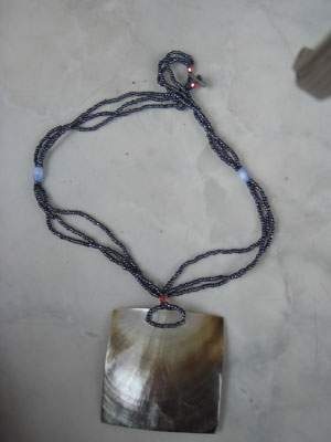 Capiz necklace shell round
