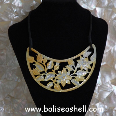 mother of pearl necklace carving