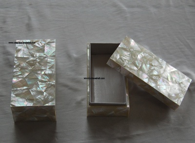 shell pearl white mop box